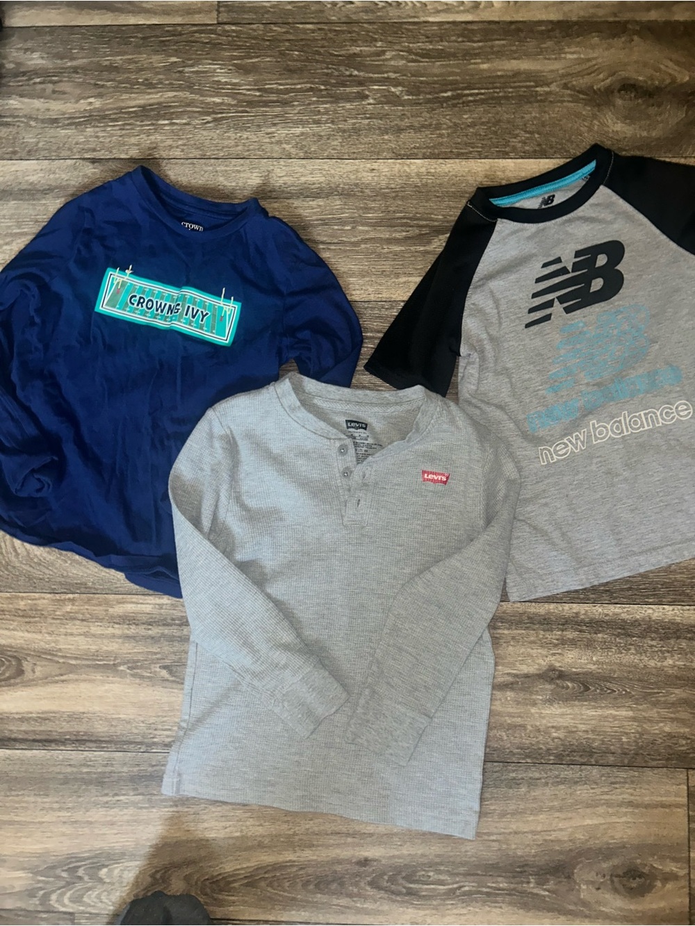 Size 5/6 boys tops